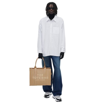 THE LEATHER LARGE TOTE BAG